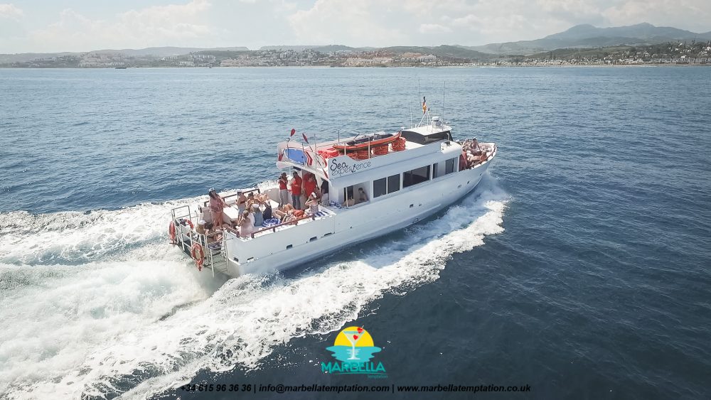 fiesta barco malaga
