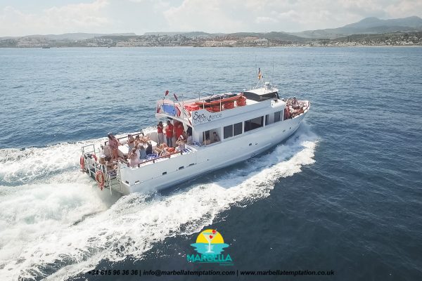 fiesta barco malaga