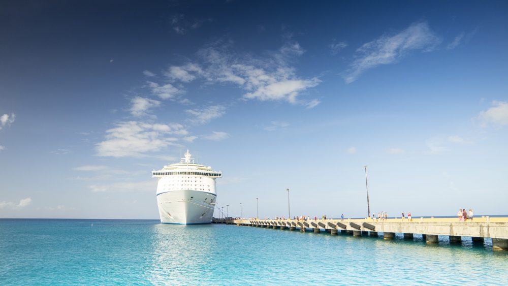 crucero en puerto