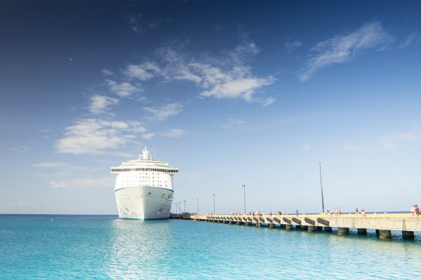 crucero en puerto